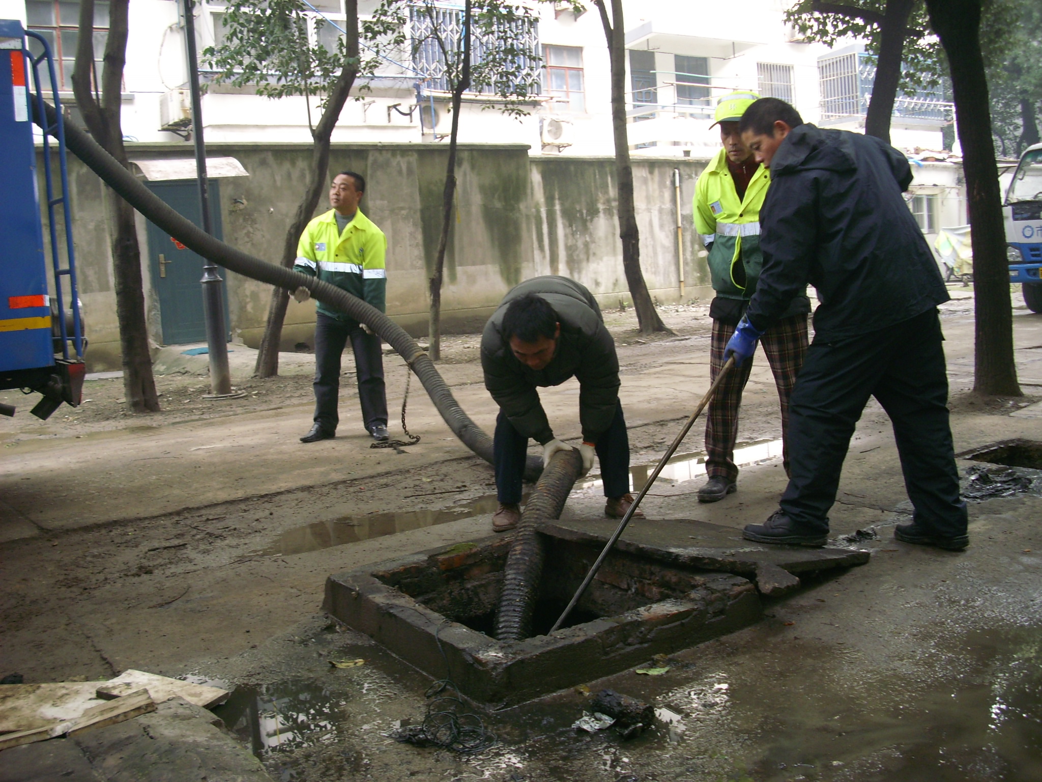 疏通市政管网、市政下水管道